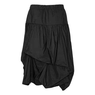Adjustable skirt (internal drawstring) with the option of your very own design. 