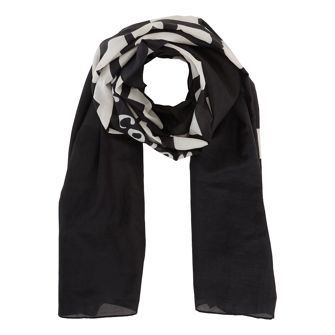 NYHED: Stort tørklæde  med print i silke og bomuld. 110x180